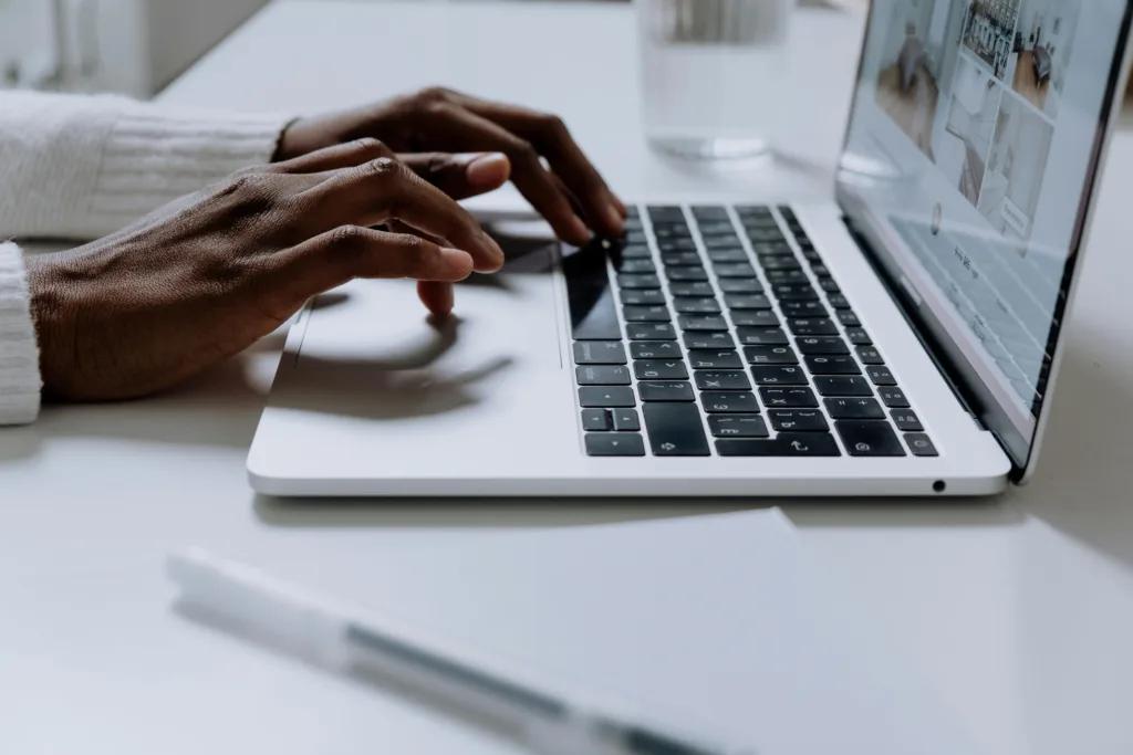 image showing freelancing to earn money from facebook