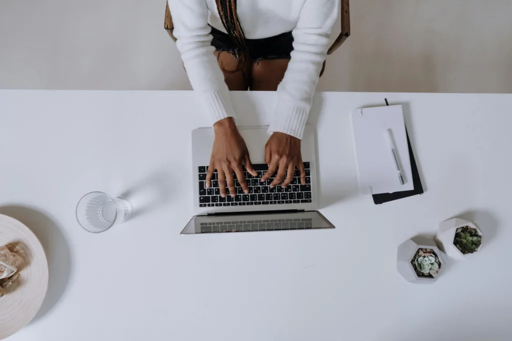 image showing top 15 blogging mistakes
